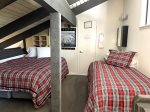 Mammoth Lakes Condo Rental Sunshine Village 114: Comfortable Loft with Private Bathroom 
